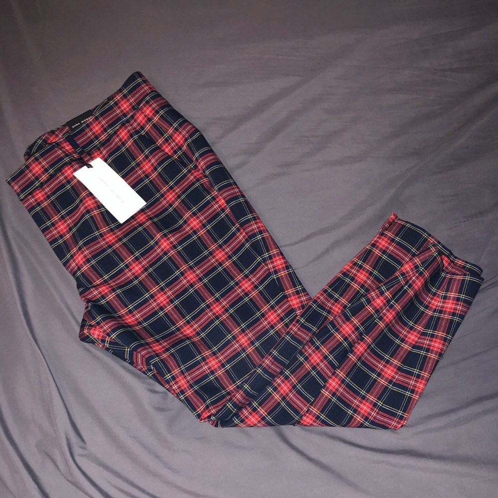ZARA Plaid Chinos!